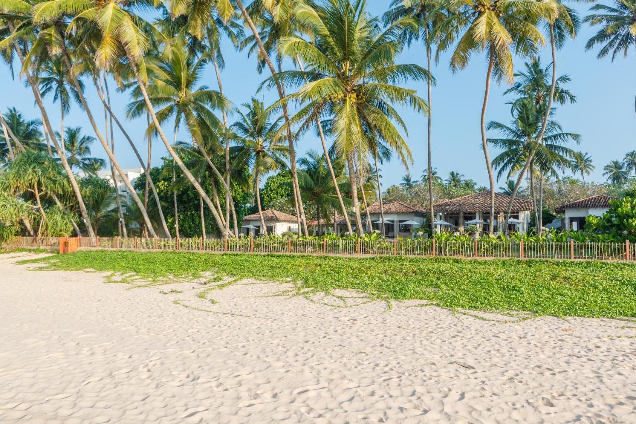 (2500 m²), 4 Schlafzimmer und 4 eigene Badezimmer in Thalpe Habaraduwa Central Exterior foto