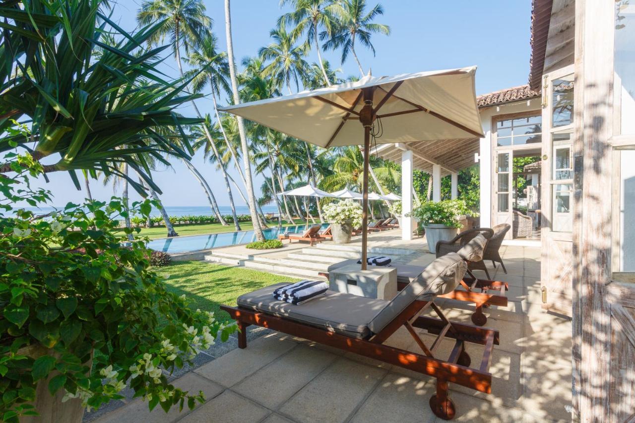(2500 m²), 4 Schlafzimmer und 4 eigene Badezimmer in Thalpe Habaraduwa Central Exterior foto